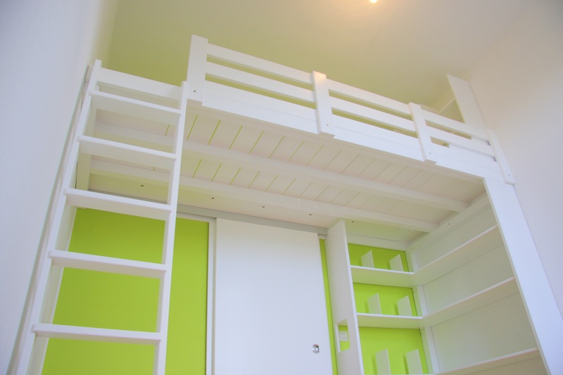 Hochbett berlin,maÃgefertigte betten, sonderanfertigungen ... Hochbett selber bauen